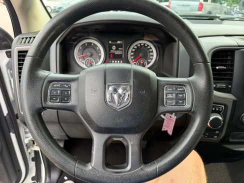 Used 2015 RAM 1500 Express AWD/4WD image 16