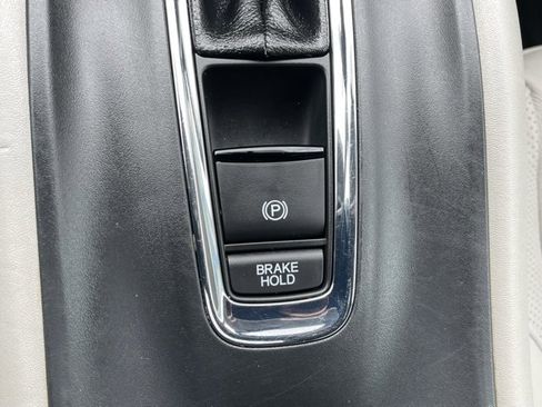 Used 2017 Honda HR-V EX-L image 24