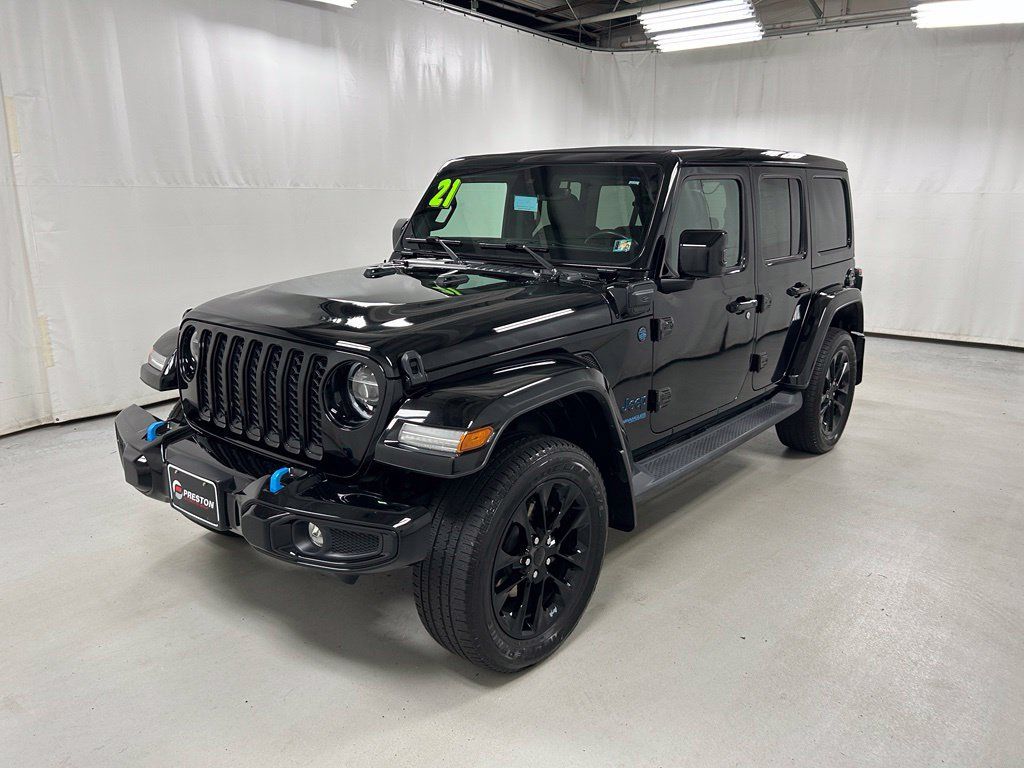 Used 2021 Jeep Wrangler Unlimited Sahara AWD/4WD image 2