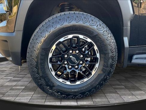 New 2026 Chevrolet Silverado EV Trail Boss w/ Plus Package AWD/4WD image 13
