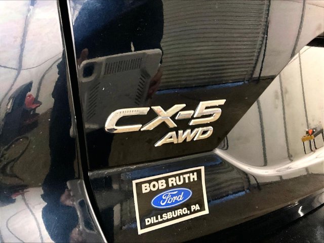 Used 2018 MAZDA CX-5 Touring w/ Preferred Equipment Package AWD/4WD image 13