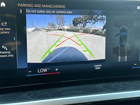 Used 2024 BMW 330e image 13