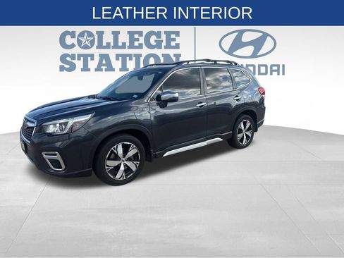 Used 2019 Subaru Forester Touring image 7