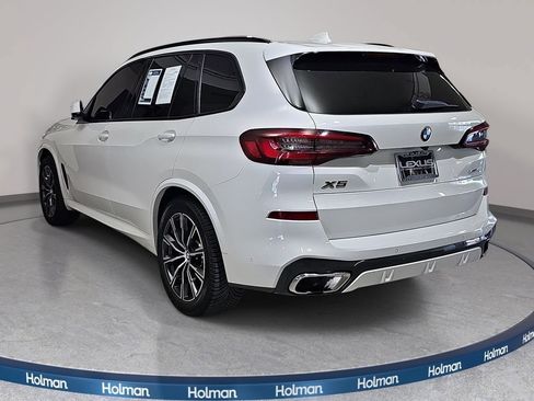 Used 2022 BMW X5 xDrive40i w/ M Sport Package AWD/4WD image 8