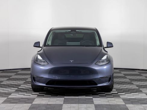 Used 2023 Tesla Model Y Performance image 12