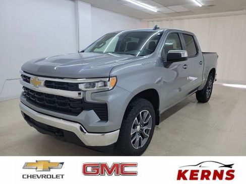 Used 2023 Chevrolet Silverado 1500 LT image 1