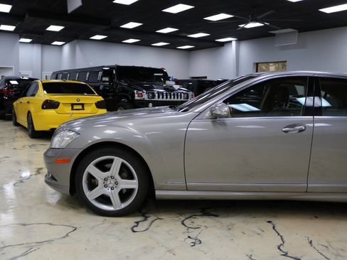 Used 2009 Mercedes-Benz S 550 image 19