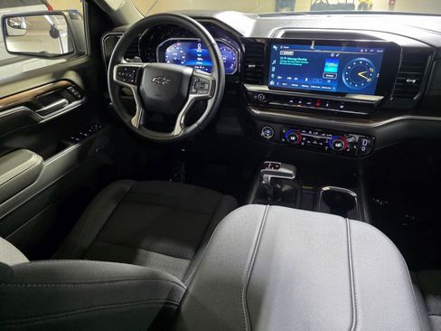Used 2024 Chevrolet Silverado 1500 RST image 21