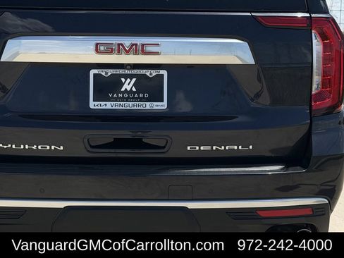 Used 2023 GMC Yukon Denali RWD image 8