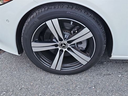 Used 2024 Mercedes-Benz C 300 4MATIC Sedan w/ Exclusive Trim Package image 7