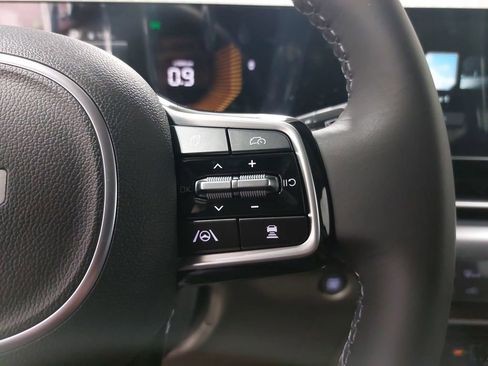 New 2026 Kia Carnival LXS image 19