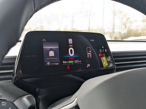 New 2025 Volkswagen ID. Buzz Pro S RWD image 30