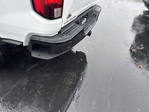 New 2026 Chevrolet Colorado Trail Boss image 39