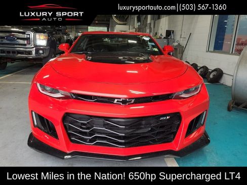 Used 2017 Chevrolet Camaro ZL1 RWD image 5