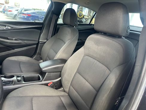 Used 2016 Chevrolet Cruze LT w/ Convenience Package FWD image 12
