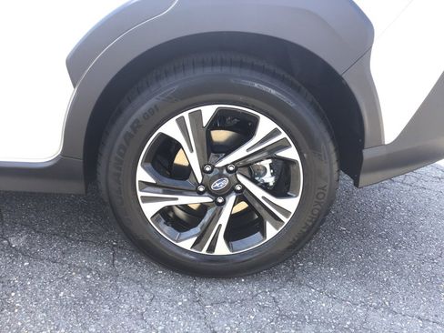 Used 2024 Subaru Crosstrek 2.0i Premium image 21