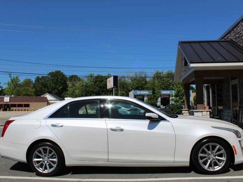 Used 2019 Cadillac CTS Luxury RWD image 4