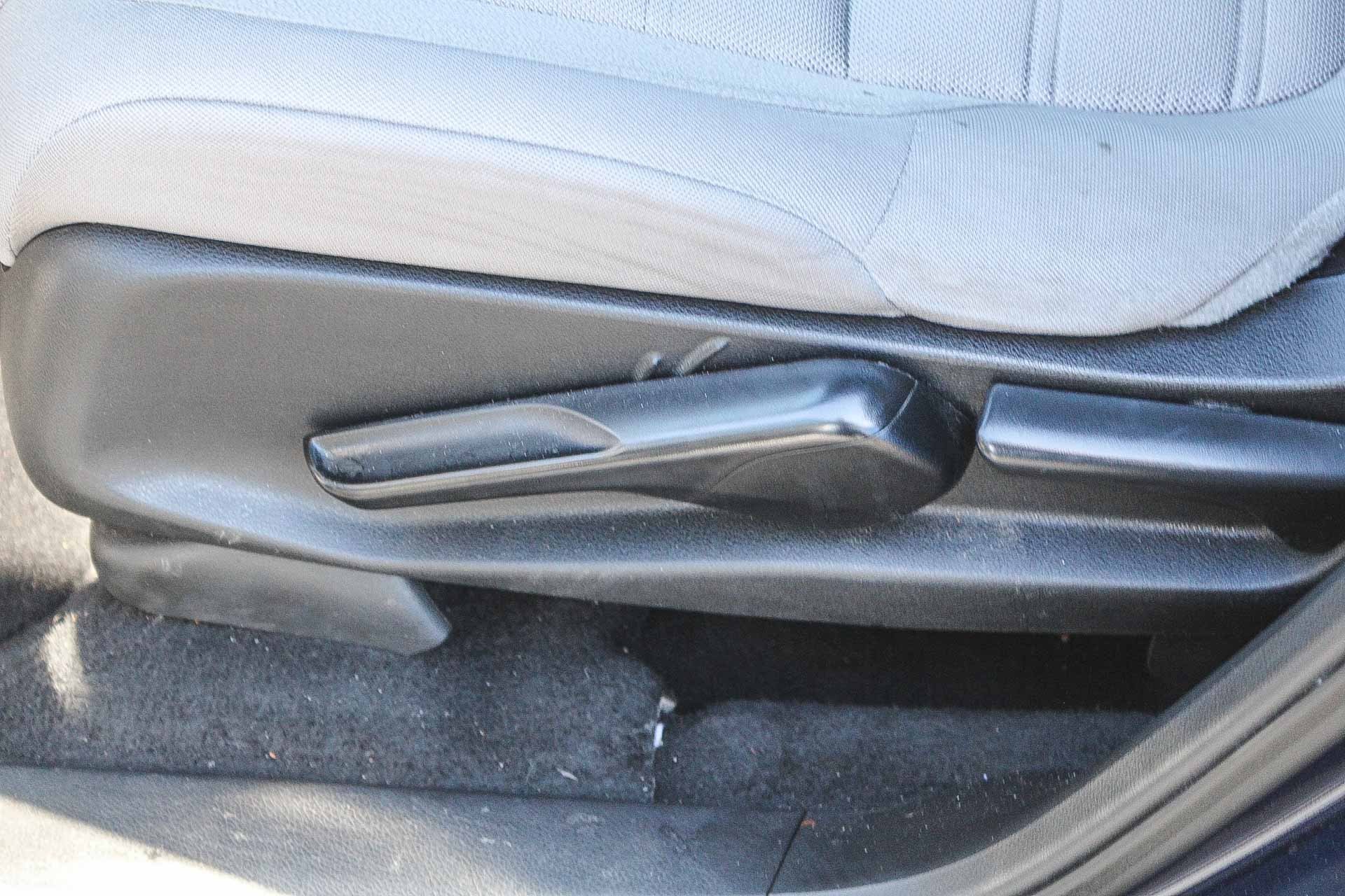 Used 2020 Honda CR-V LX image 22