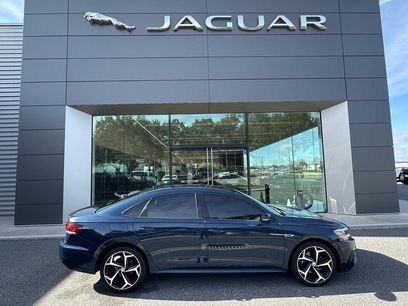 Used 2020 Volkswagen Passat 2.0T R-Line