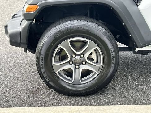 Used 2022 Jeep Wrangler Unlimited Sport AWD/4WD image 10