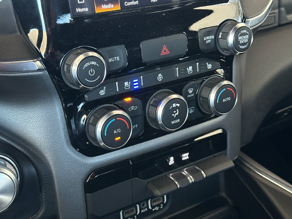Used 2024 RAM 1500 Laramie RWD image 19