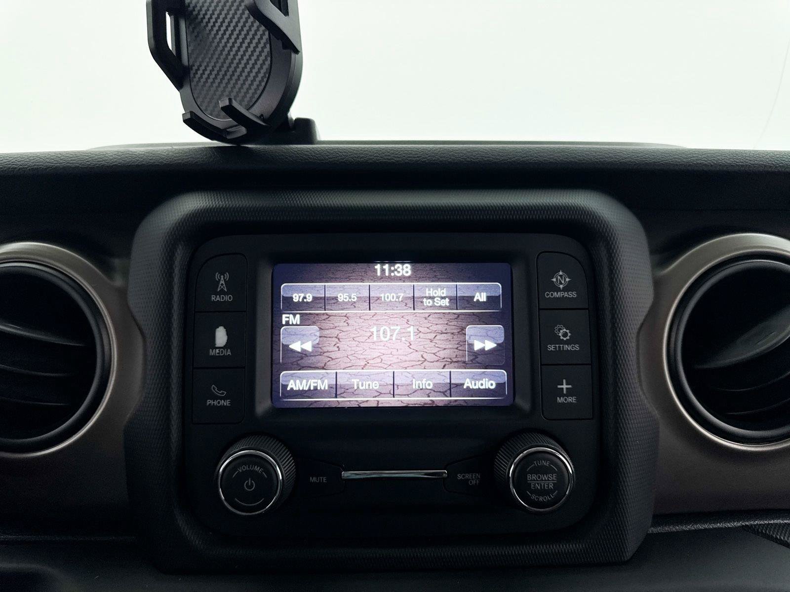 Used 2020 Jeep Wrangler Unlimited Sport AWD/4WD image 5