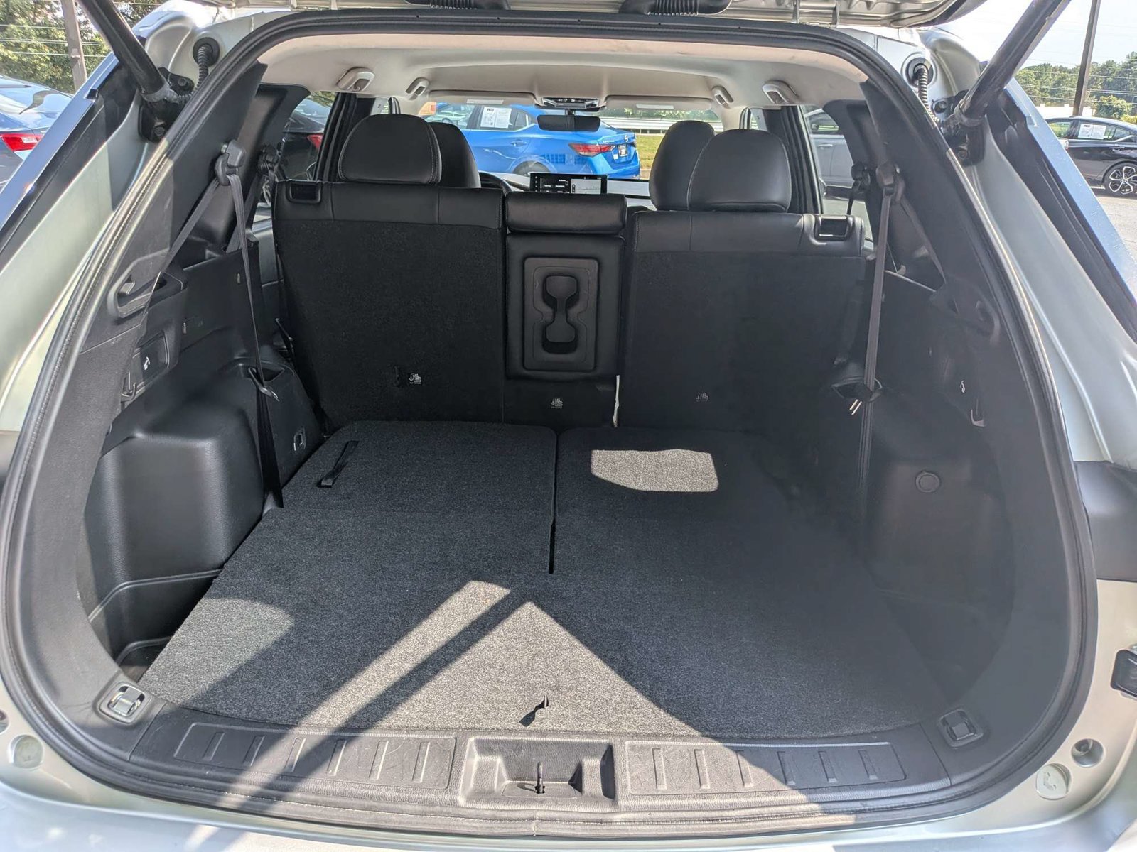 Used 2025 Mitsubishi Outlander SE FWD image 12