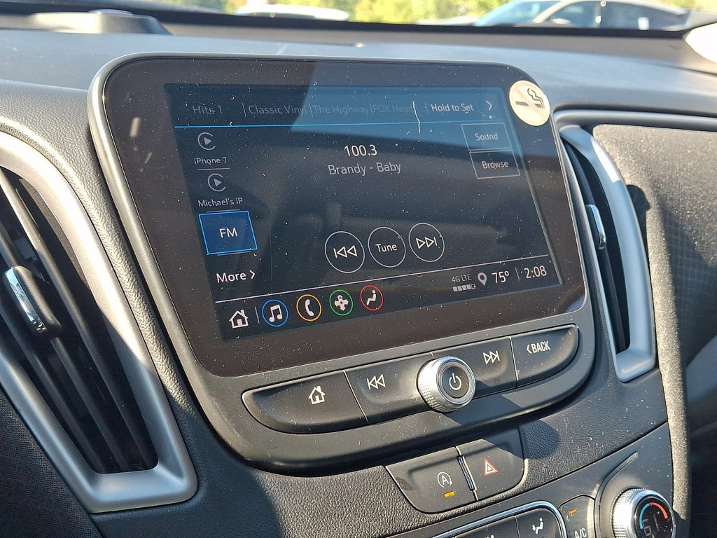 Used 2025 Chevrolet Malibu LT FWD image 32