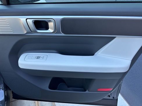 New 2026 Hyundai Santa Fe SE image 17