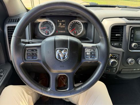Used 2017 RAM 1500 Big Horn AWD/4WD image 14