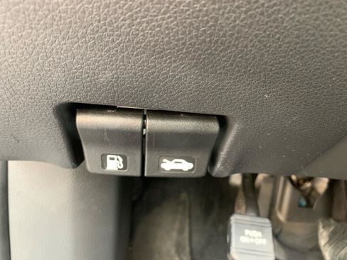 Used 2020 Nissan Rogue Sport S w/ Appearance Package AWD/4WD image 18