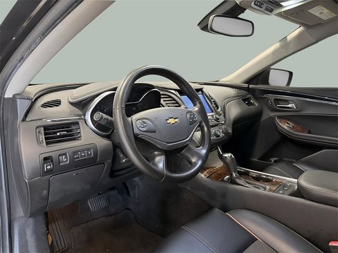 Used 2014 Chevrolet Impala LT w/ Premium Seating Package image 28