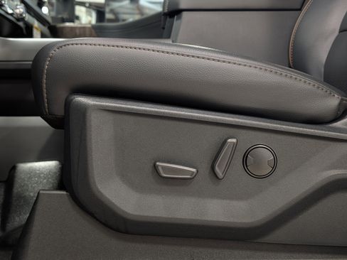 New 2026 Ford F450 Lariat image 71