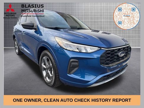 Used 2023 Ford Escape ST-Line w/ Tech Pack #1 AWD/4WD image 1