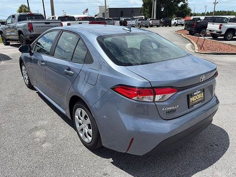 Used 2024 Toyota Corolla LE FWD image 6