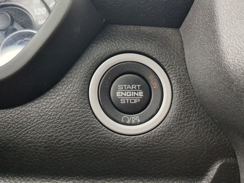 Used 2020 RAM 5500 Tradesman w/ Max Tow Package image 24