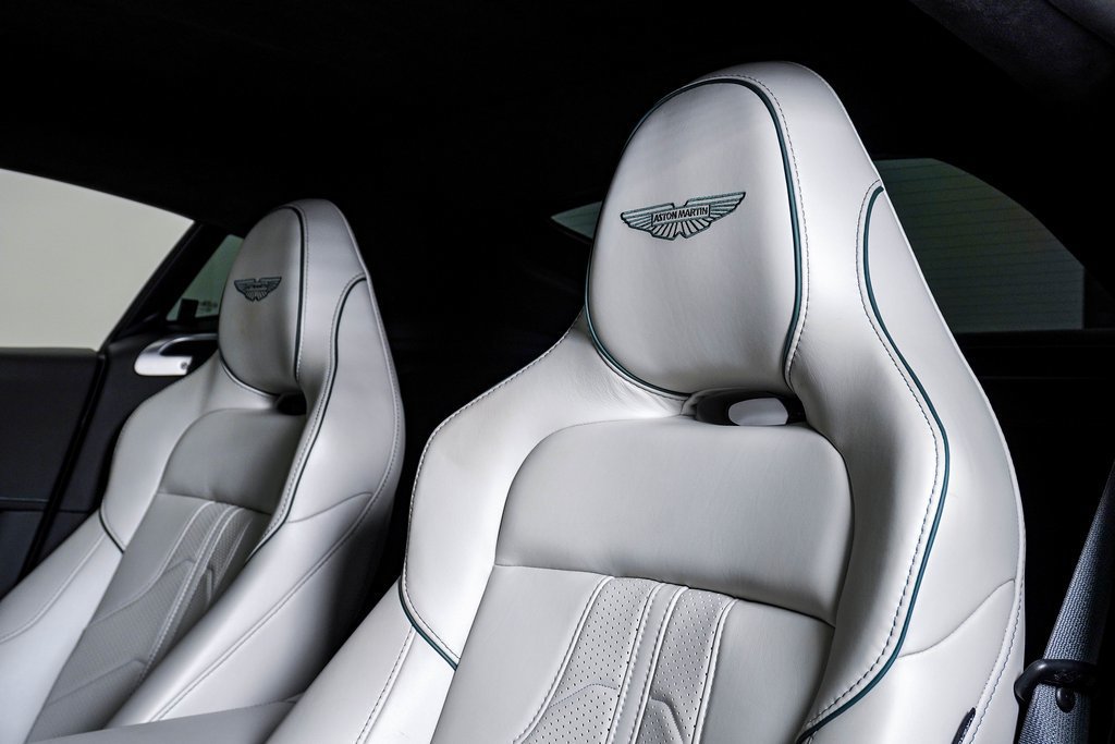 Used 2026 Aston Martin V8 Vantage Roadster RWD image 22