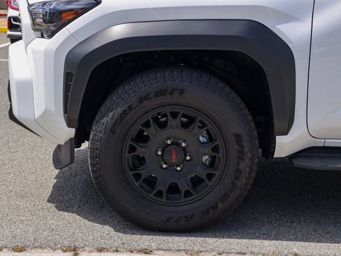 Used 2025 Toyota 4Runner TRD Off-Road Premium w/ Tow Technology Package AWD/4WD image 11