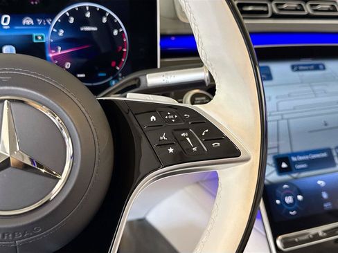 Used 2024 Mercedes-Benz Maybach S 580 4MATIC image 22