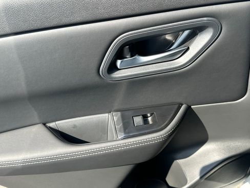 New 2026 Nissan Rogue SV image 14