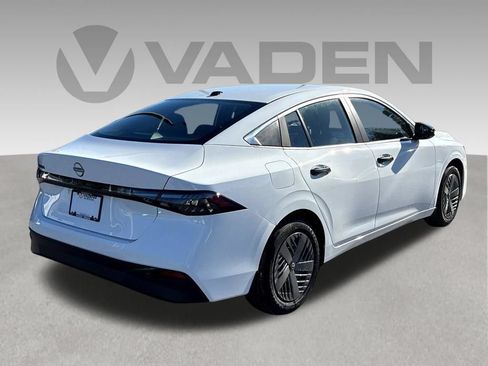 New 2026 Nissan Sentra SV w/ SV Convenience Package FWD image 29