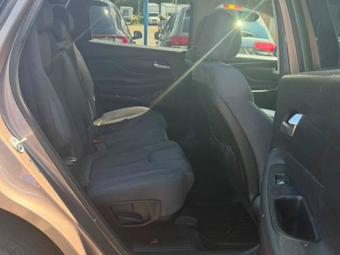 Used 2019 Hyundai Santa Fe SE FWD image 27