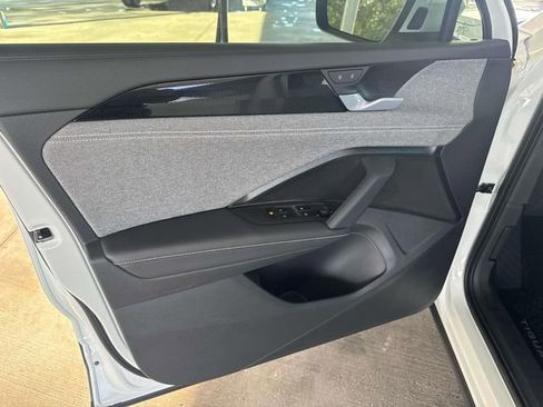 New 2026 Volkswagen Tiguan S FWD image 9