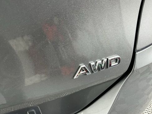 Used 2020 Nissan Rogue S image 18