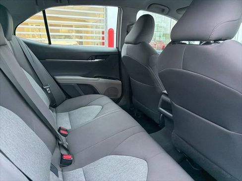 Certified 2018 Toyota Camry L image 26