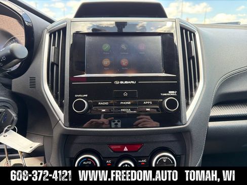 Used 2023 Subaru Crosstrek 2.0i AWD/4WD image 18
