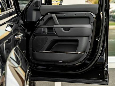 New 2026 Land Rover Defender 110 OCTA AWD/4WD image 37