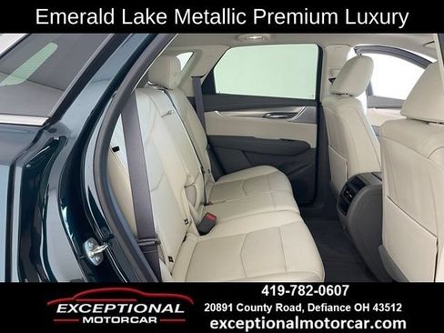 Used 2025 Cadillac XT5 Premium Luxury AWD/4WD image 48