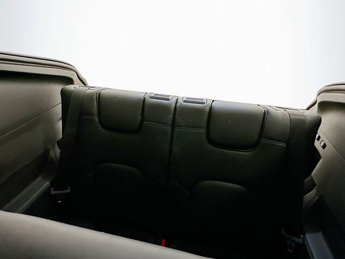 Used 2023 Tesla Model Y Long Range image 31