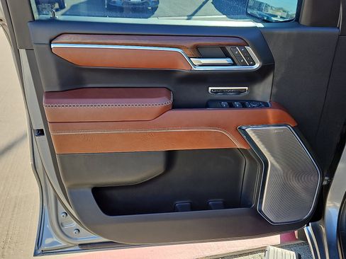 Used 2023 GMC Sierra 1500 Denali Ultimate image 14